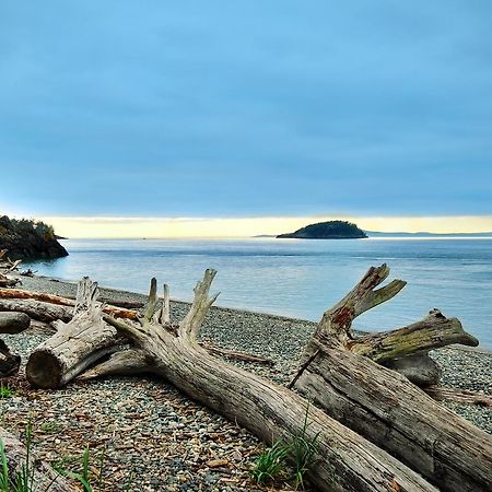 Coachman Inn Oak Harbor Kültér fotó